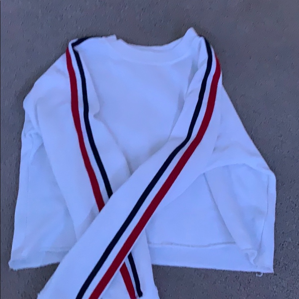 crop crewneck